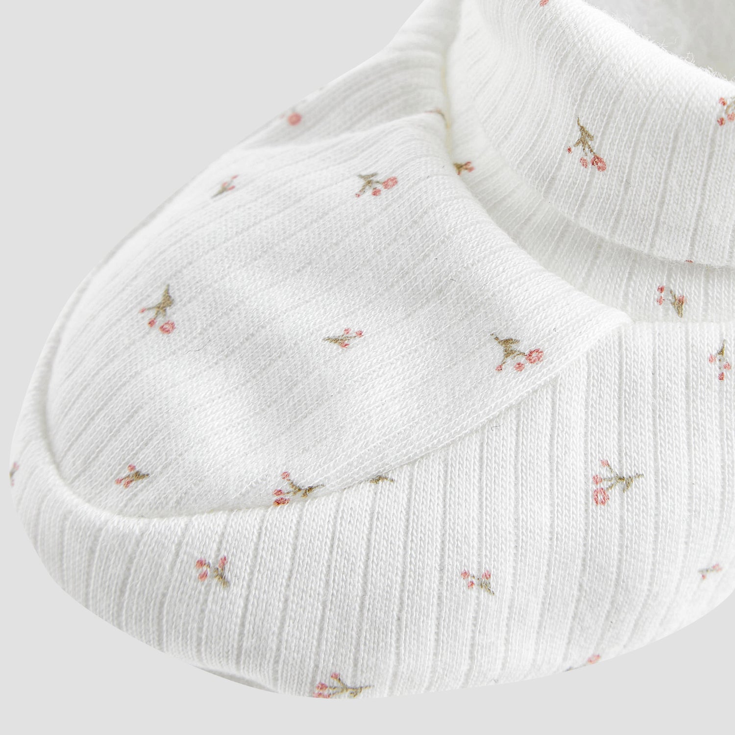 Juniors Girls Booties with Ribbed Texture - Soft Fabric - Set of 2