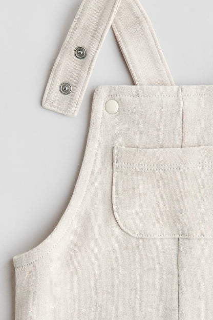 Sweatshirt dungaree shorts