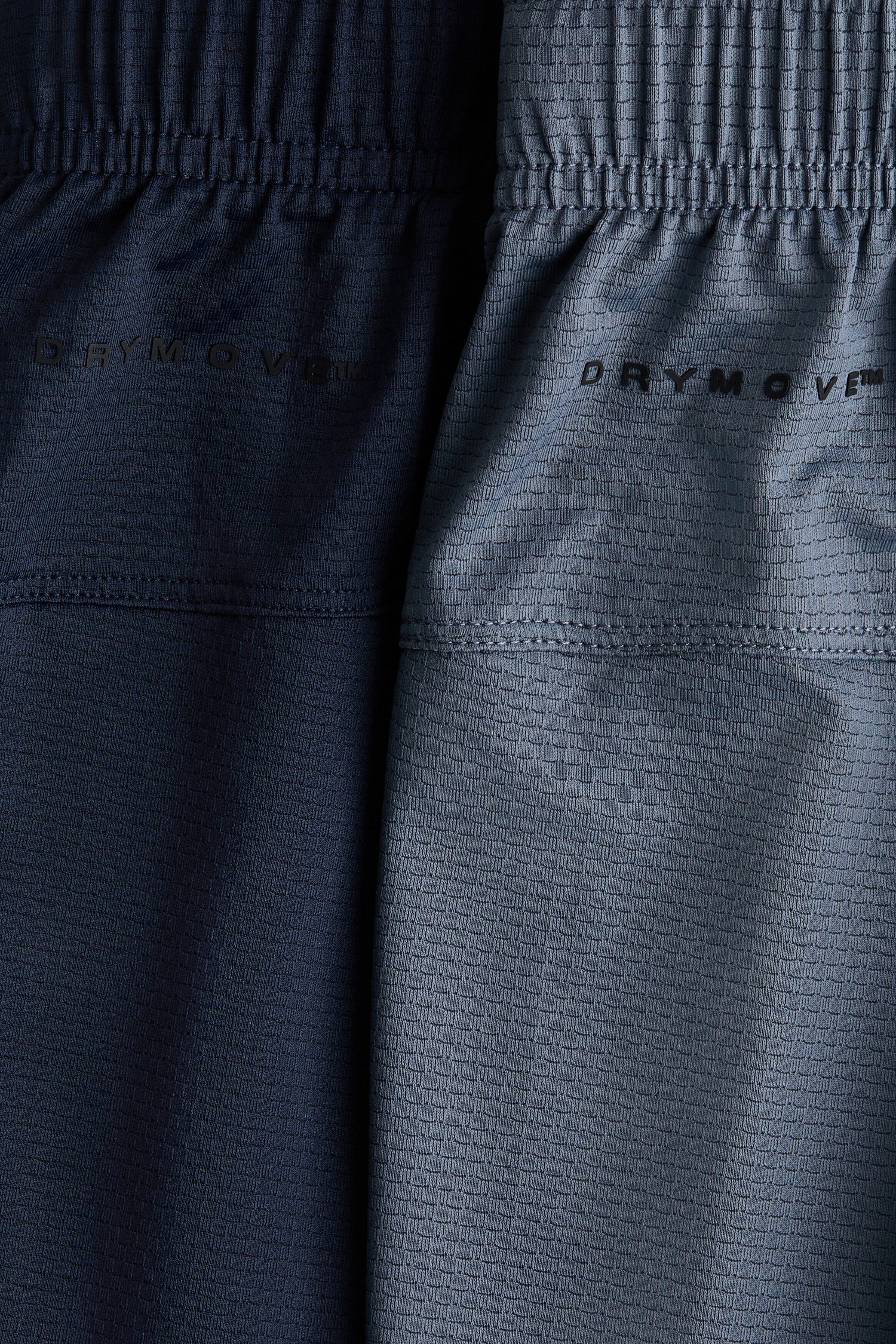2-pack sports shorts with DryMove™