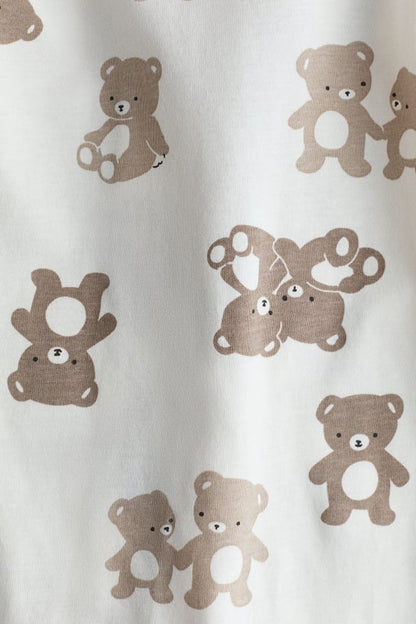 Patterned sleepsuit