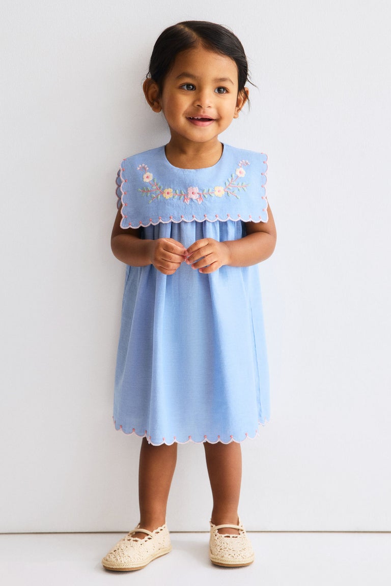 Embroidered cotton dress Image 4 of 7