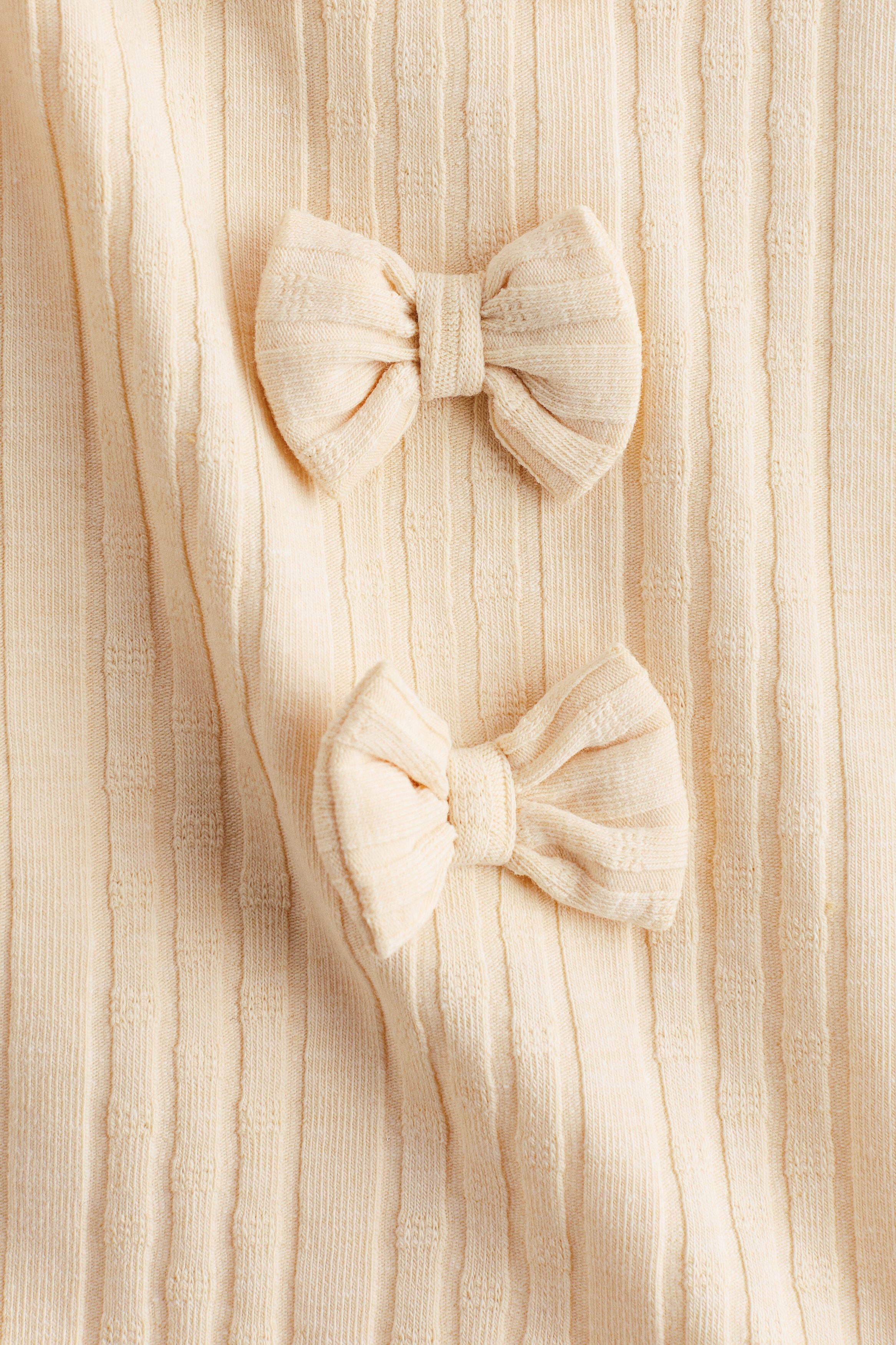 2-piece knitted bow-detail set
