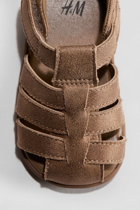 Fisherman sandals