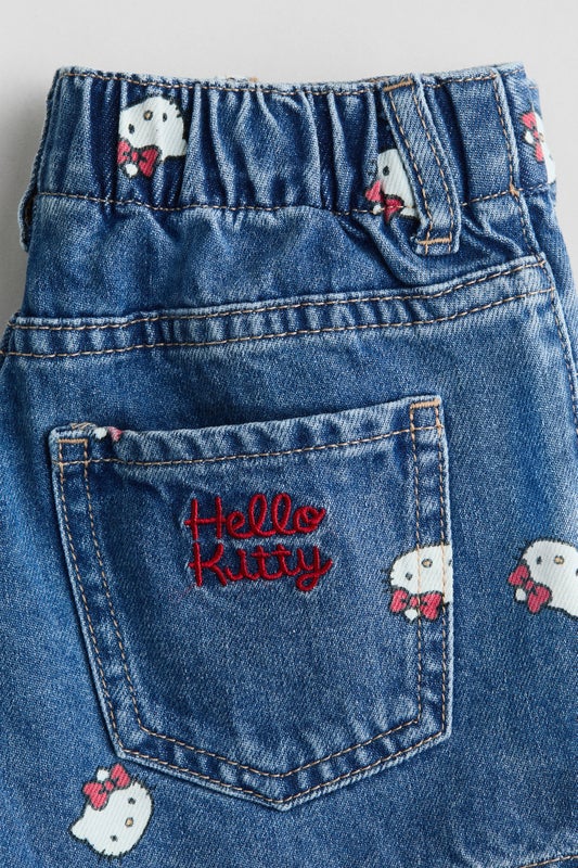 Printed denim shorts