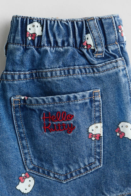 Printed denim shorts