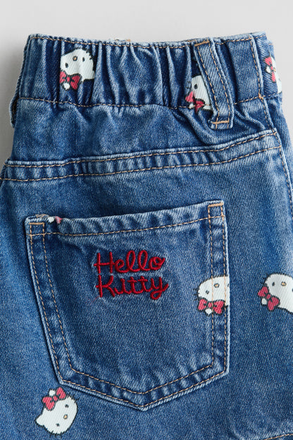 Printed denim shorts