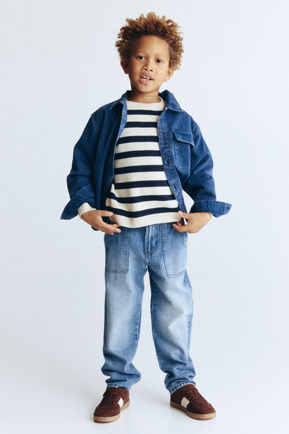 Loose Fit Tapered Leg Jeans