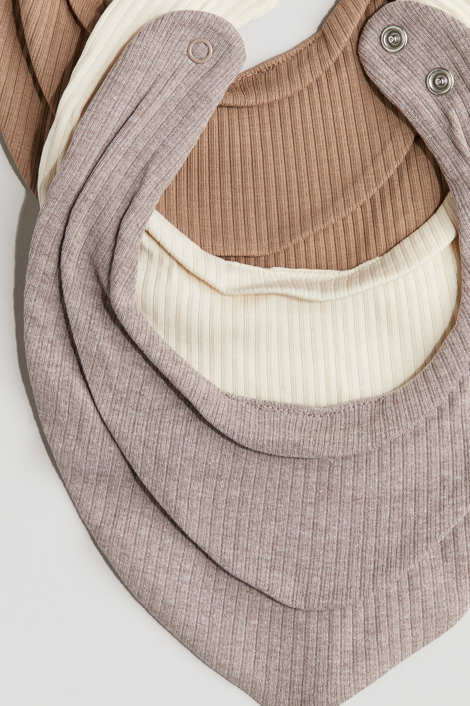 3-pack ribbed triangular scarves