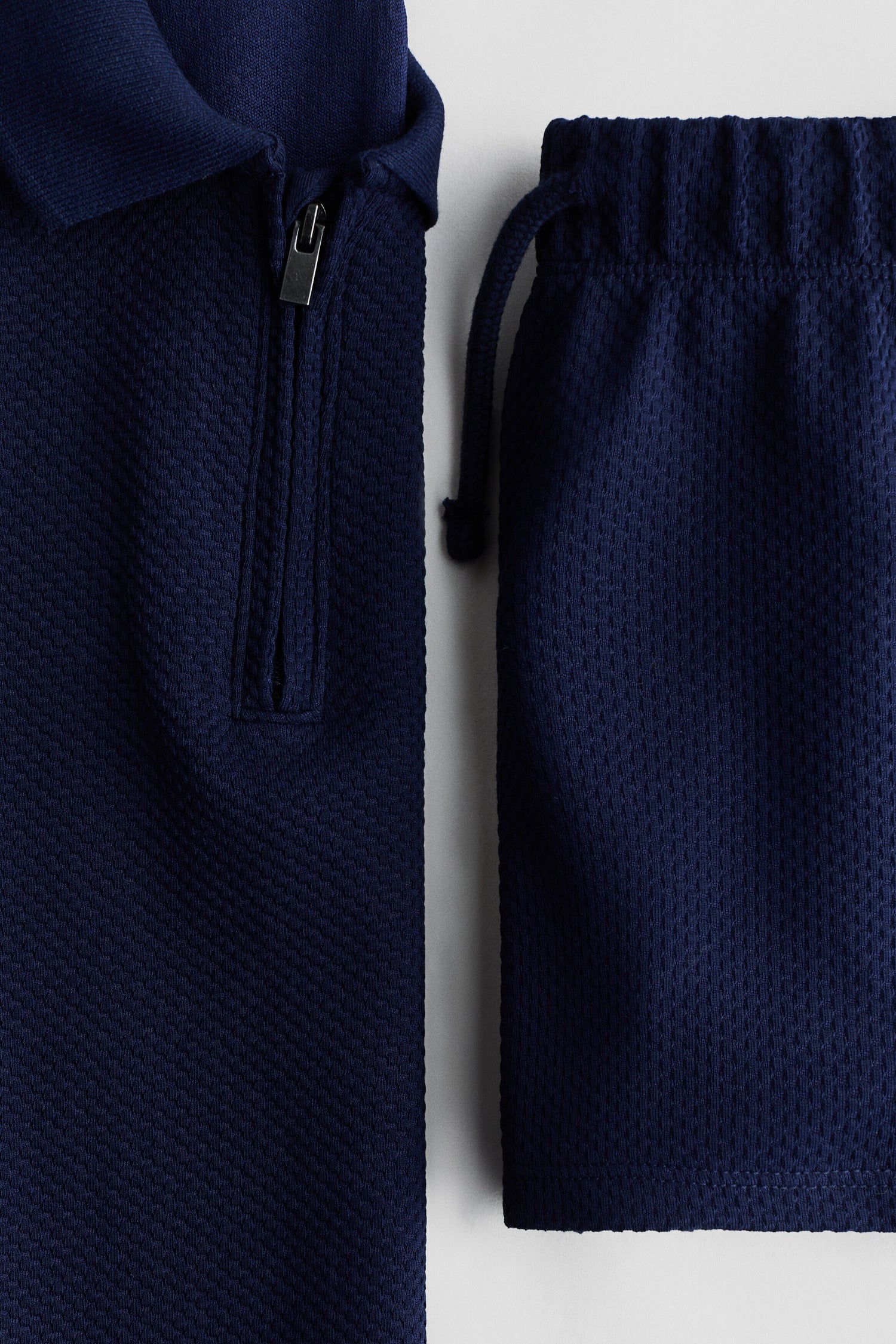 2-piece textured jersey set