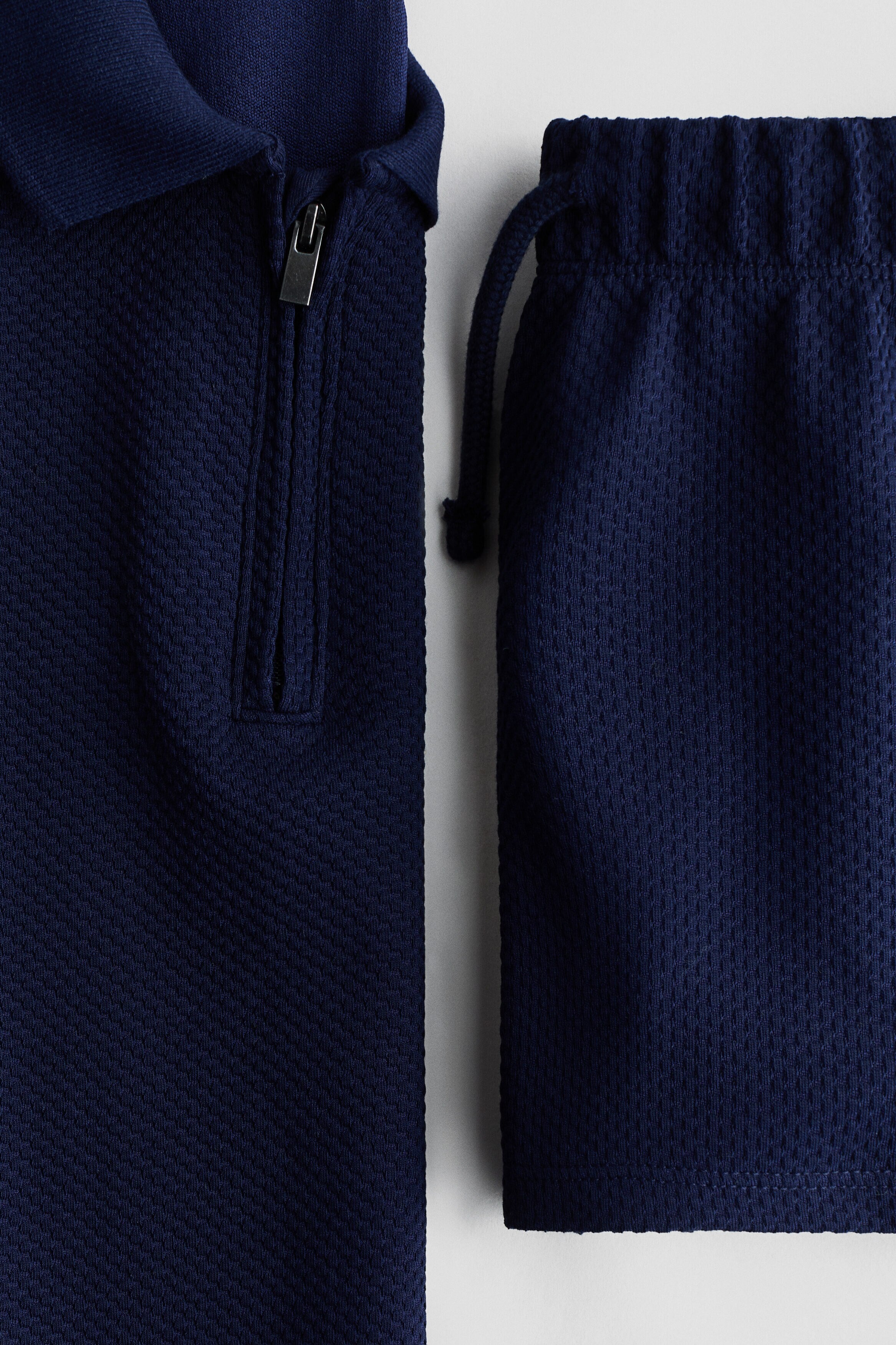 2-piece textured jersey set
