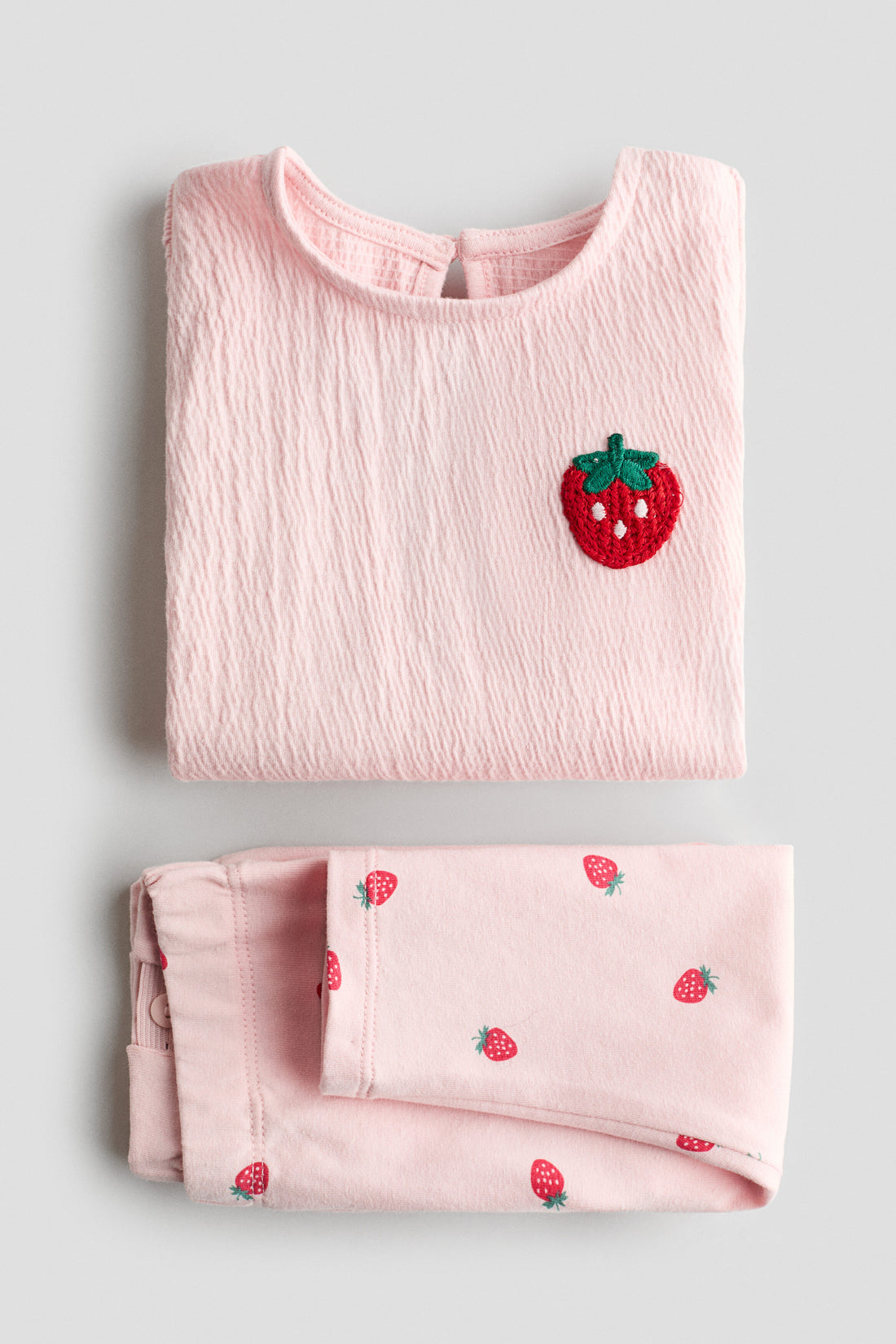 2-piece top and leggings set