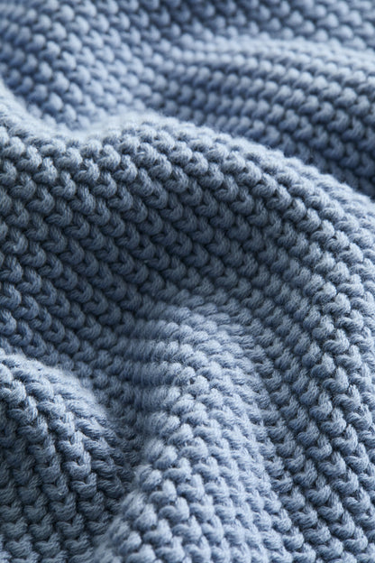 Moss-stitched cotton blanket