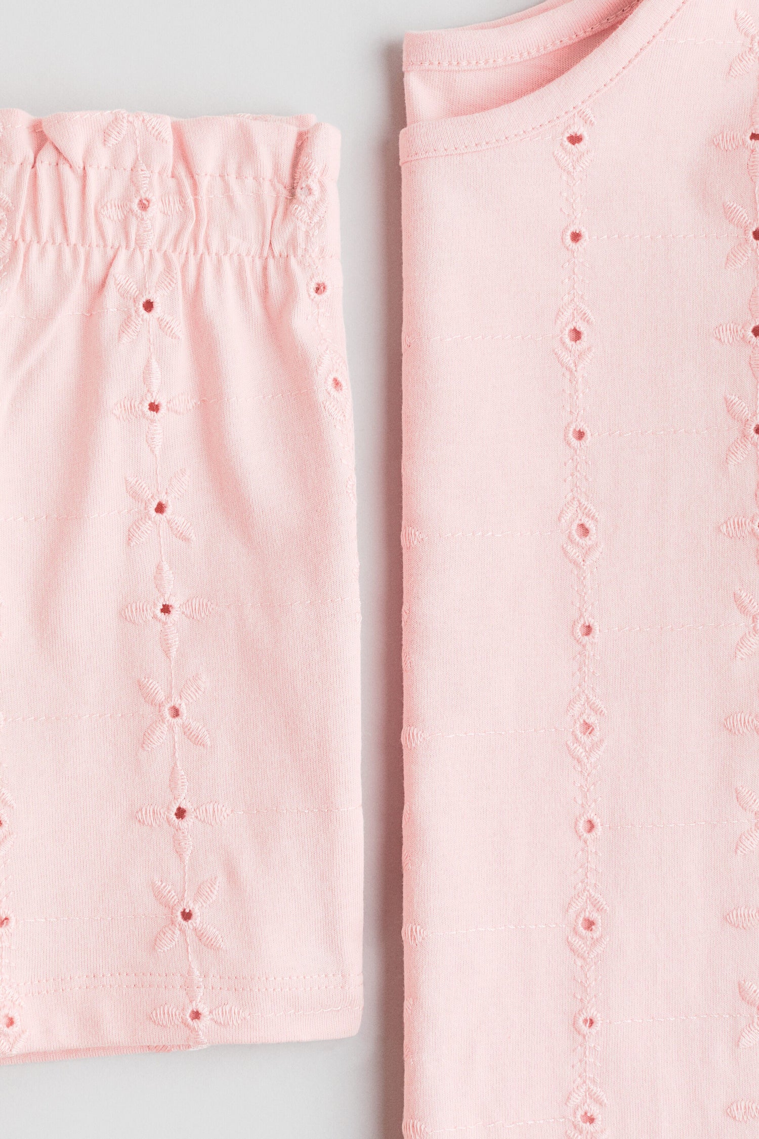 2-piece broderie anglaise set