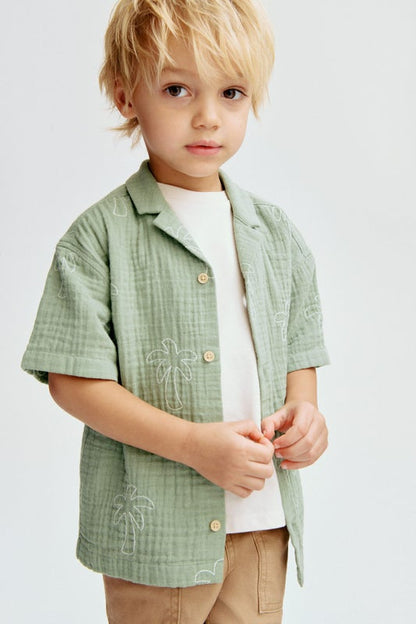 Embroidered muslin resort shirt