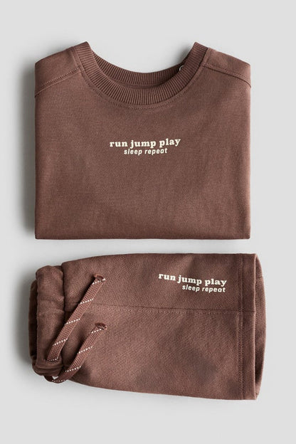 2-piece T-shirt and shorts set