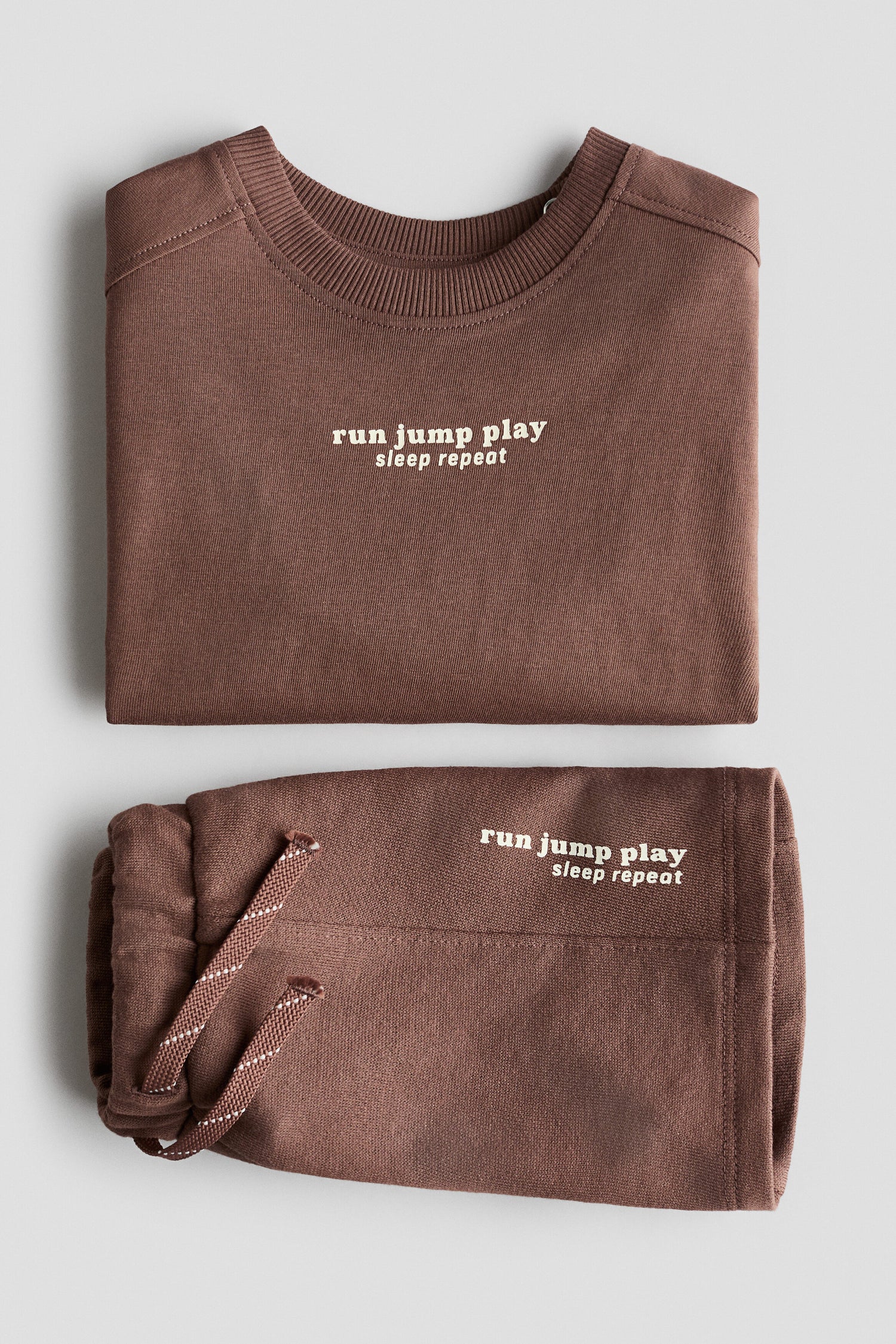 2-piece T-shirt and shorts set