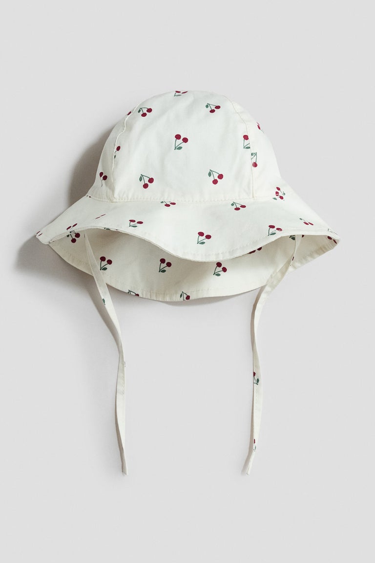 Sun hat Image 2 of 2