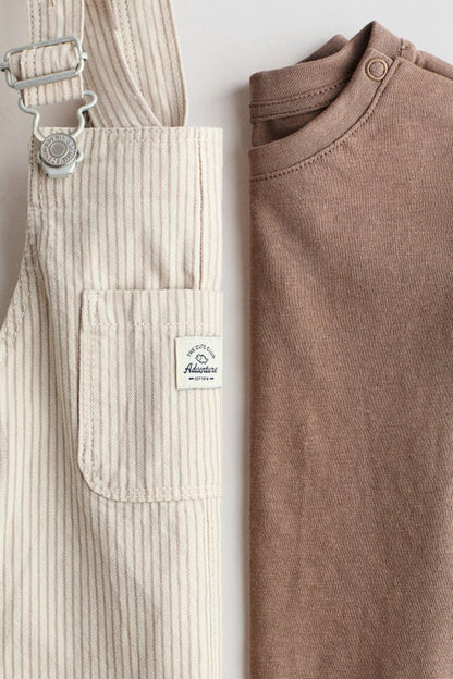 2-piece dungaree shorts and T-shirt set