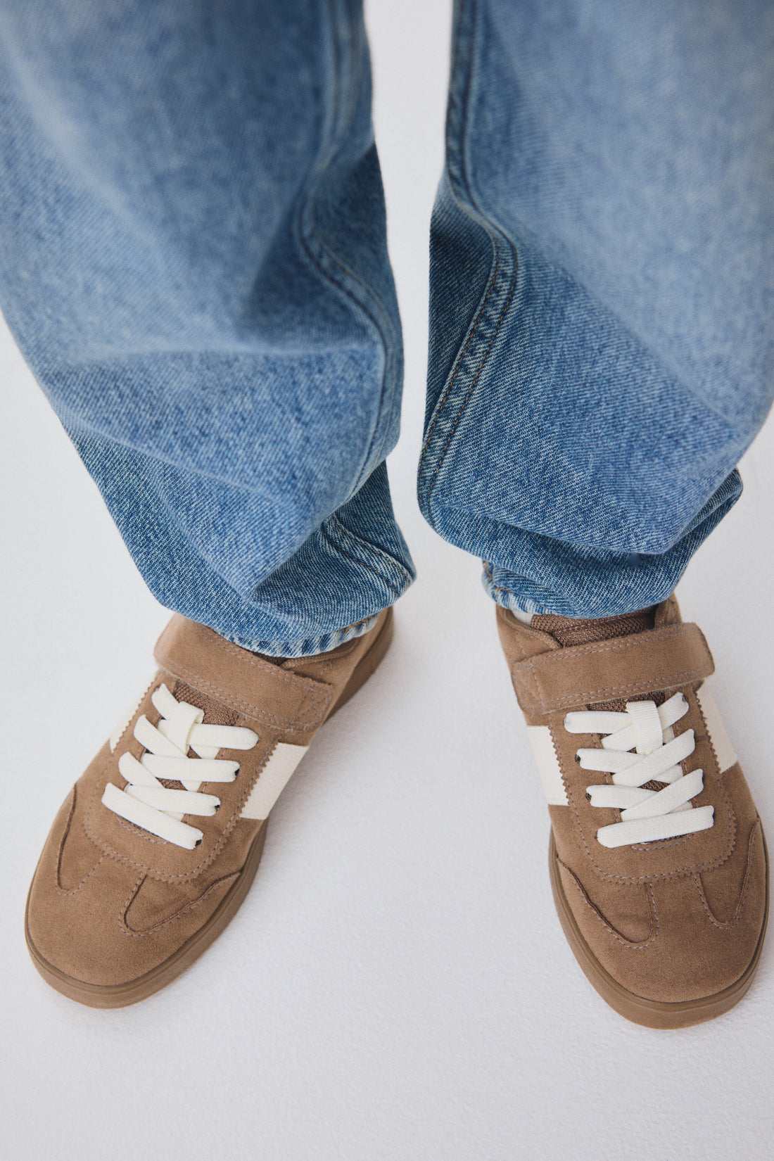 Trainers - Cream / 10.5
