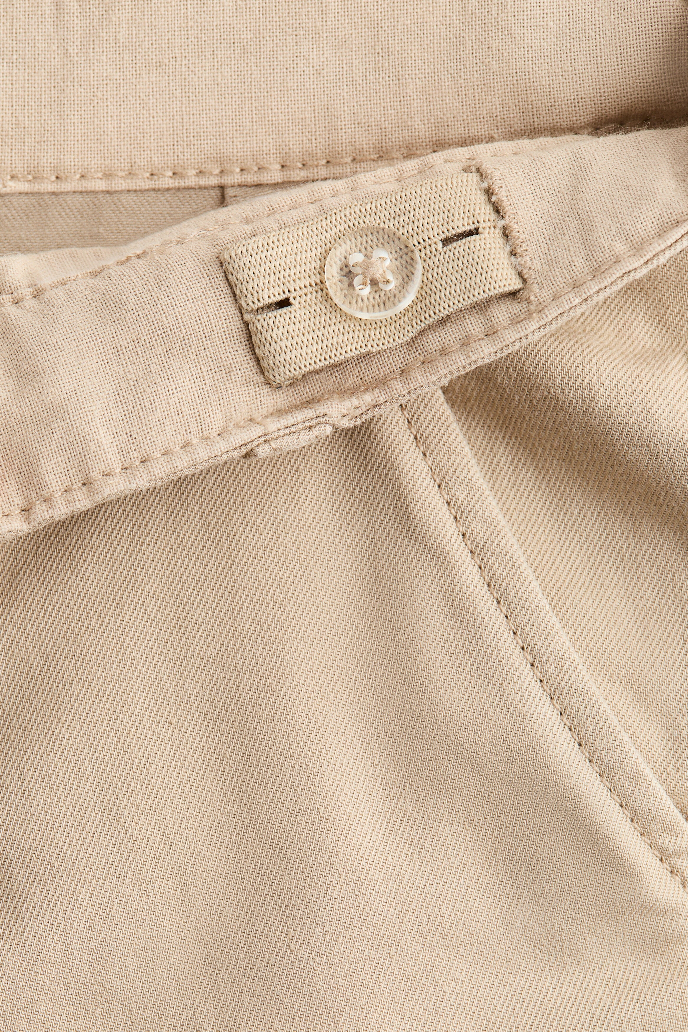 Loose-fit twill chinos