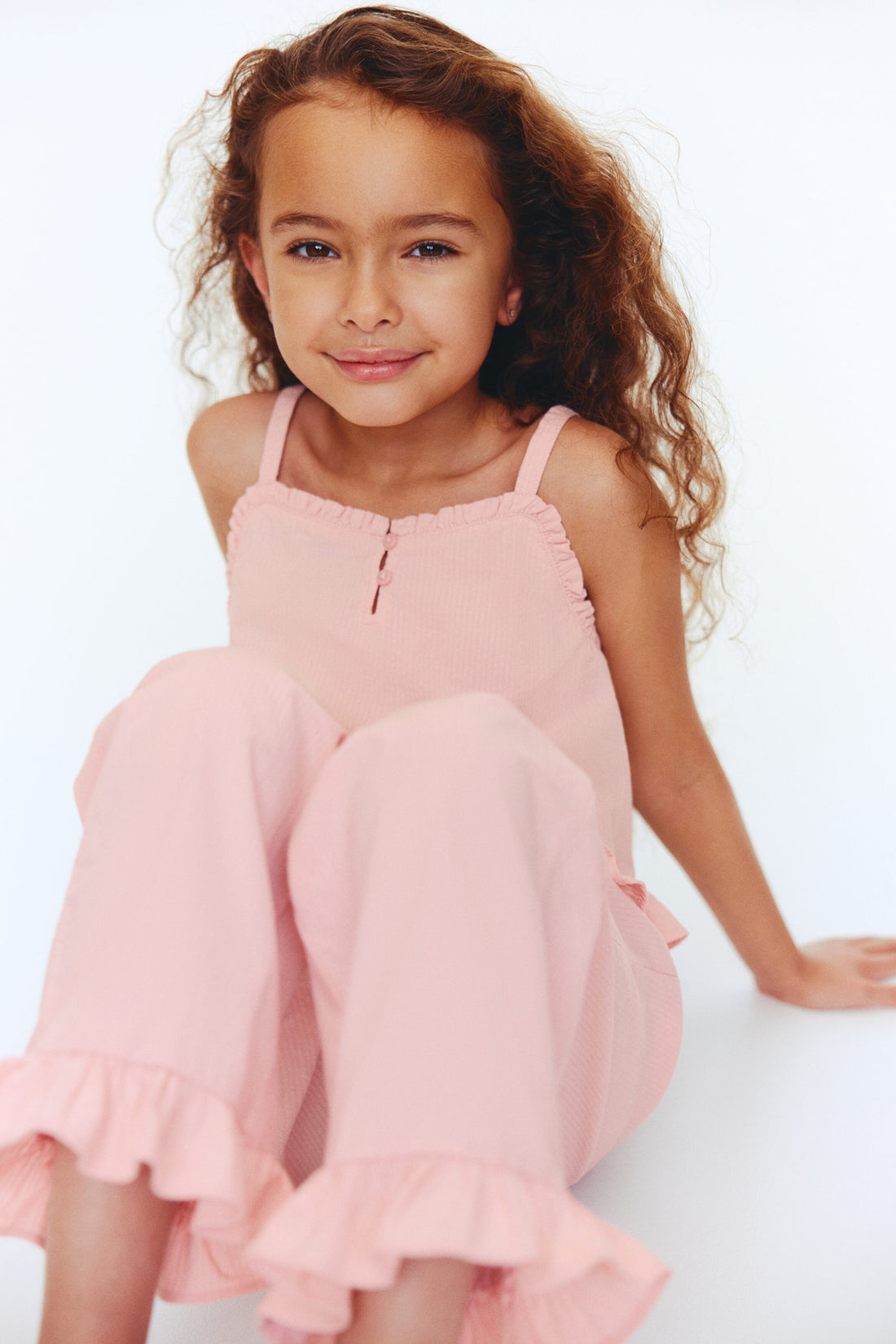 2-piece frill-trimmed seersucker set