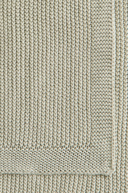 Moss-stitched cotton blanket