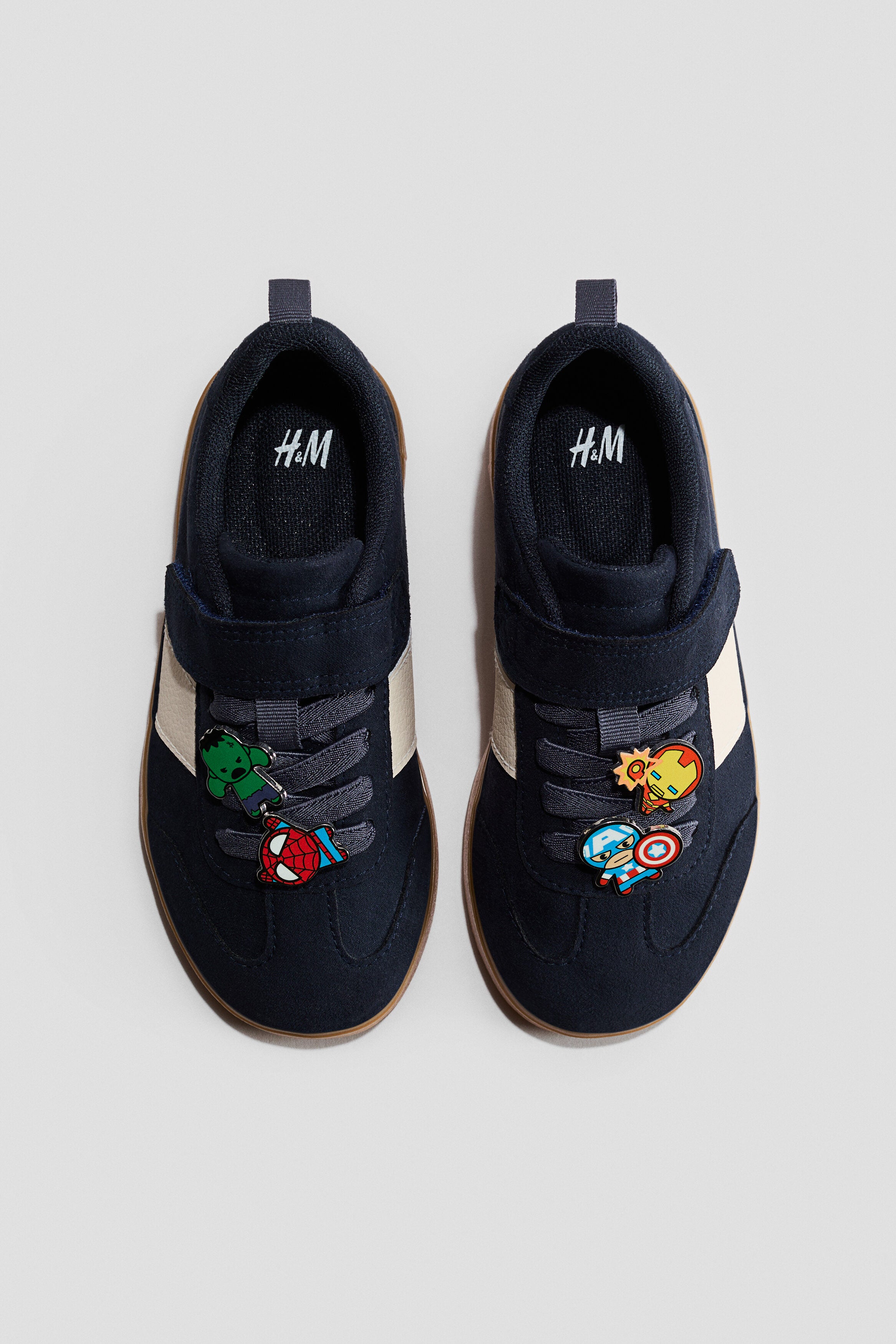 Appliquéd trainers - Blue Marvel Comics / 13.5