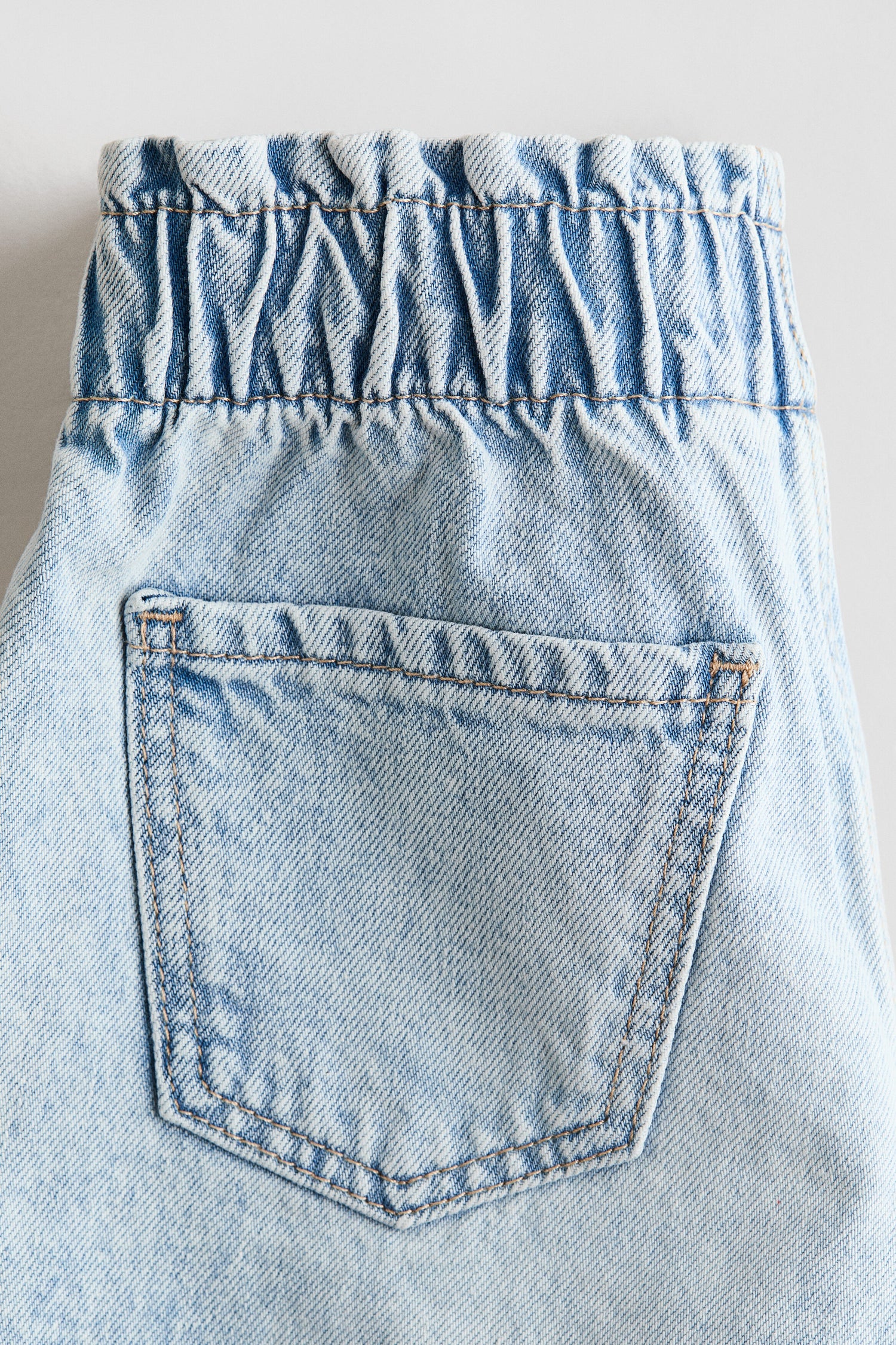 Loose Fit Denim shorts
