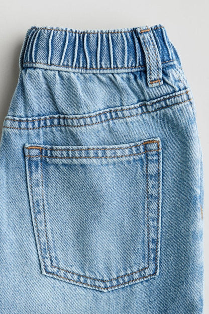 Loose Fit Jeans