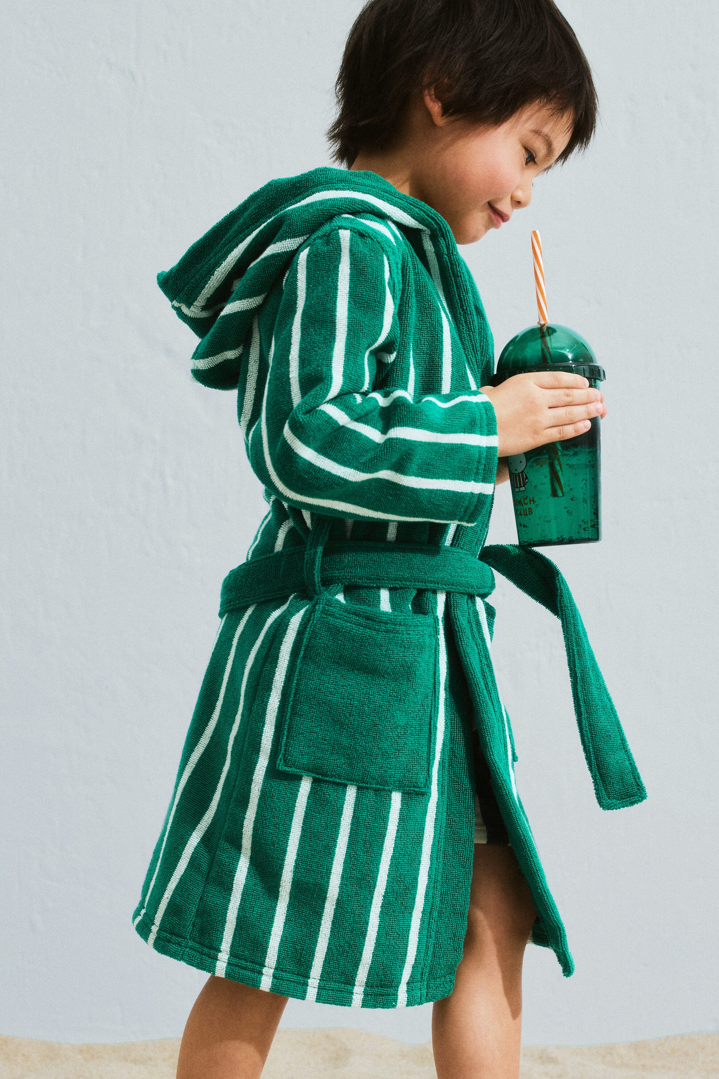 Appliquéd dressing gown