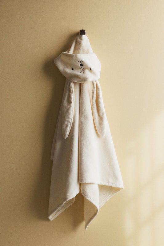 Hooded bath towel