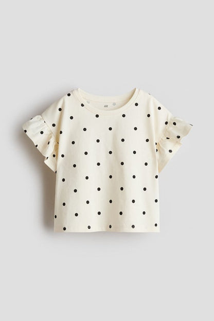 Flutter-sleeved top