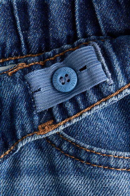 Loose Fit Barrel Jeans