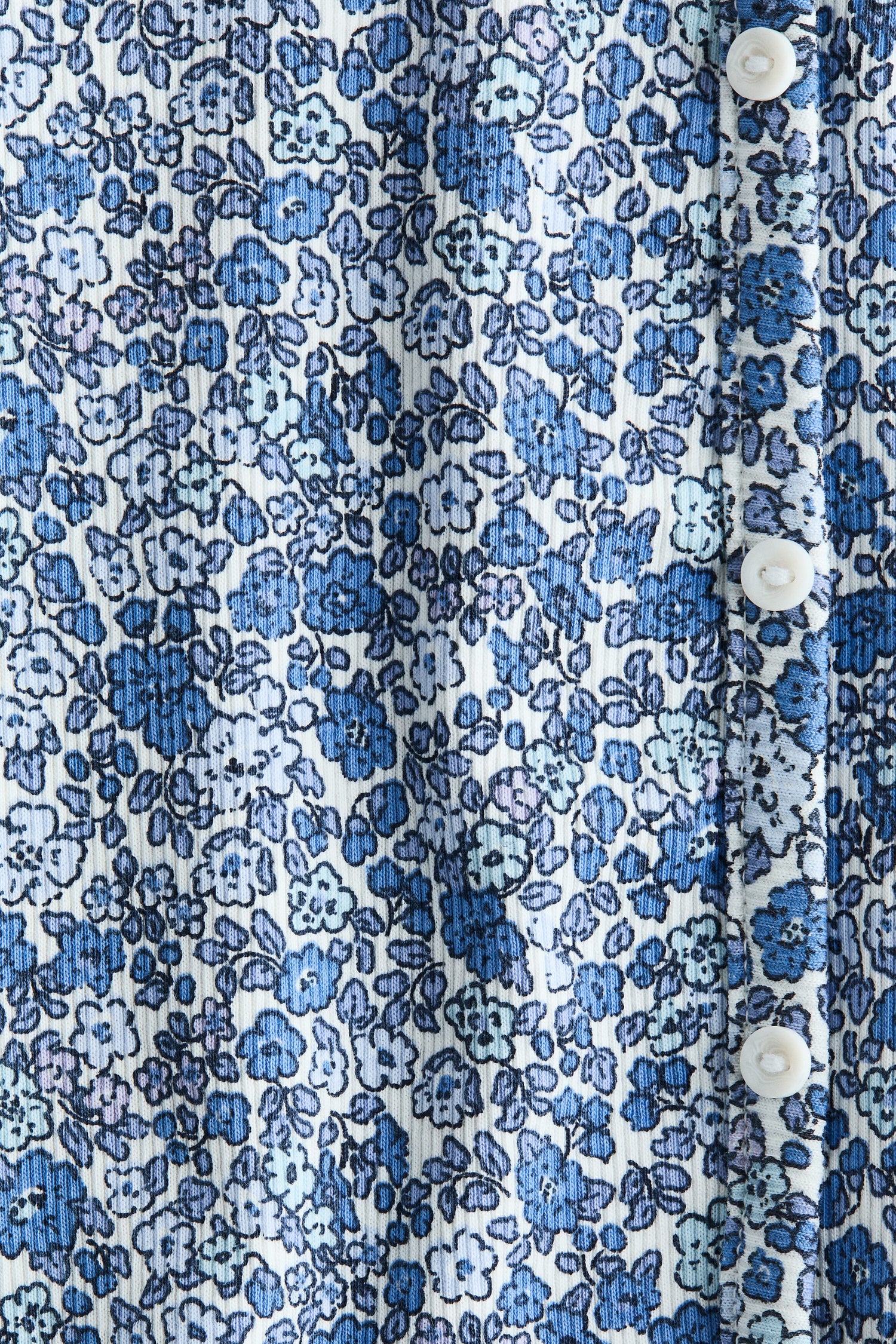 Button-detail ribbed top