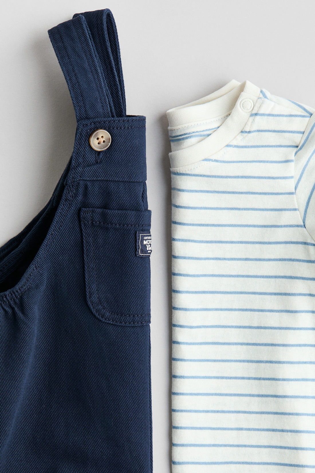 2-piece dungarees and top set