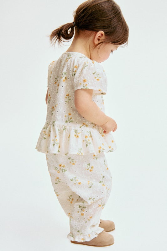 2-piece broderie anglaise set