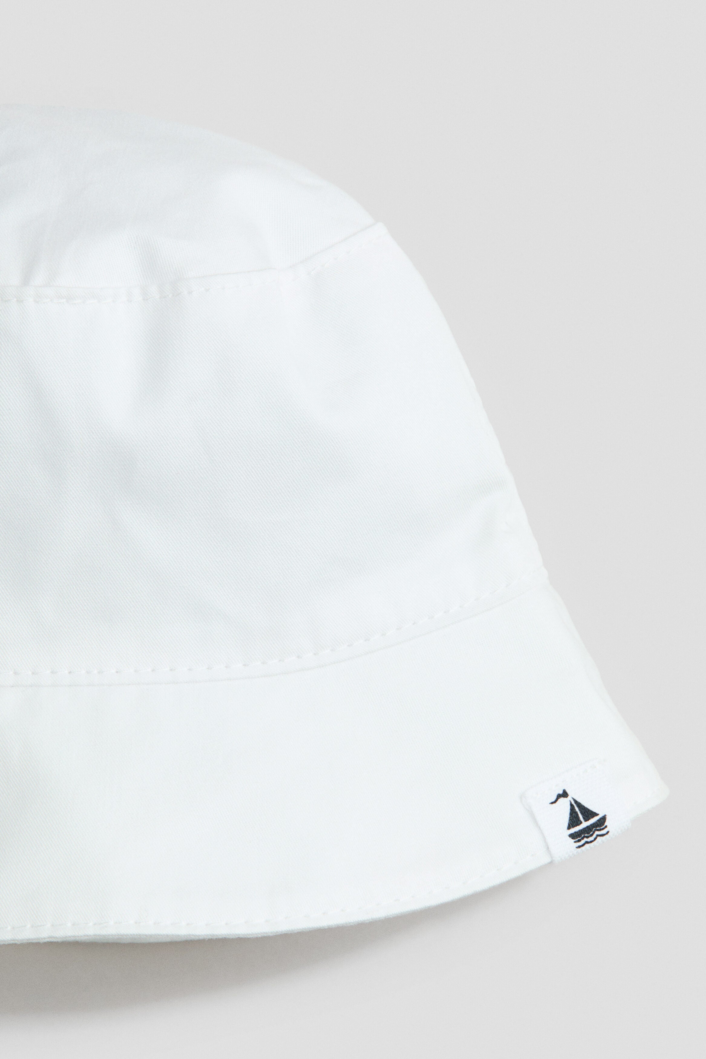 Cotton bucket hat