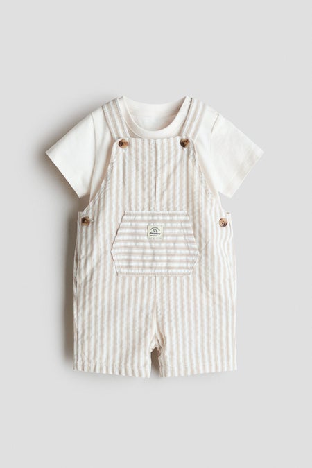 2-piece dungaree shorts and T-shirt set