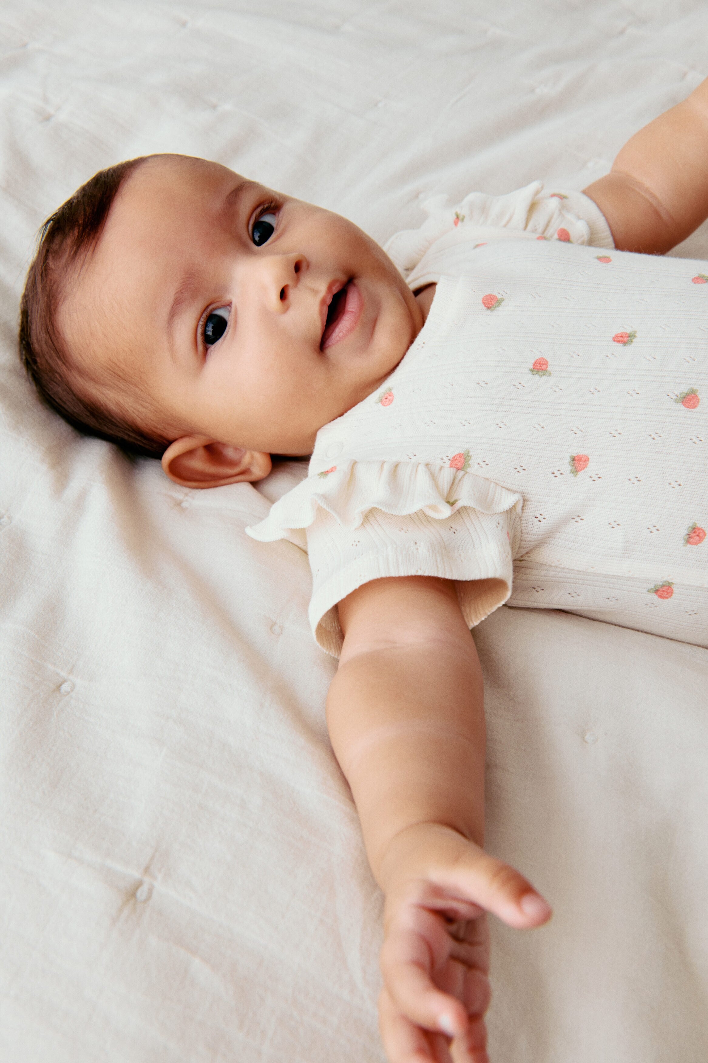 2-piece printed cotton set - Cream Berries / 4-6 Months