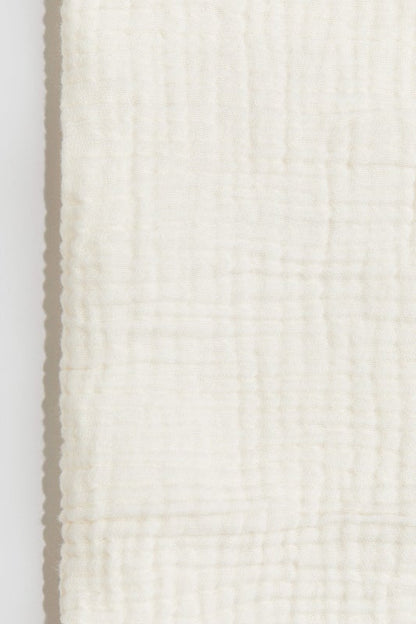 Cotton muslin comfort blanket