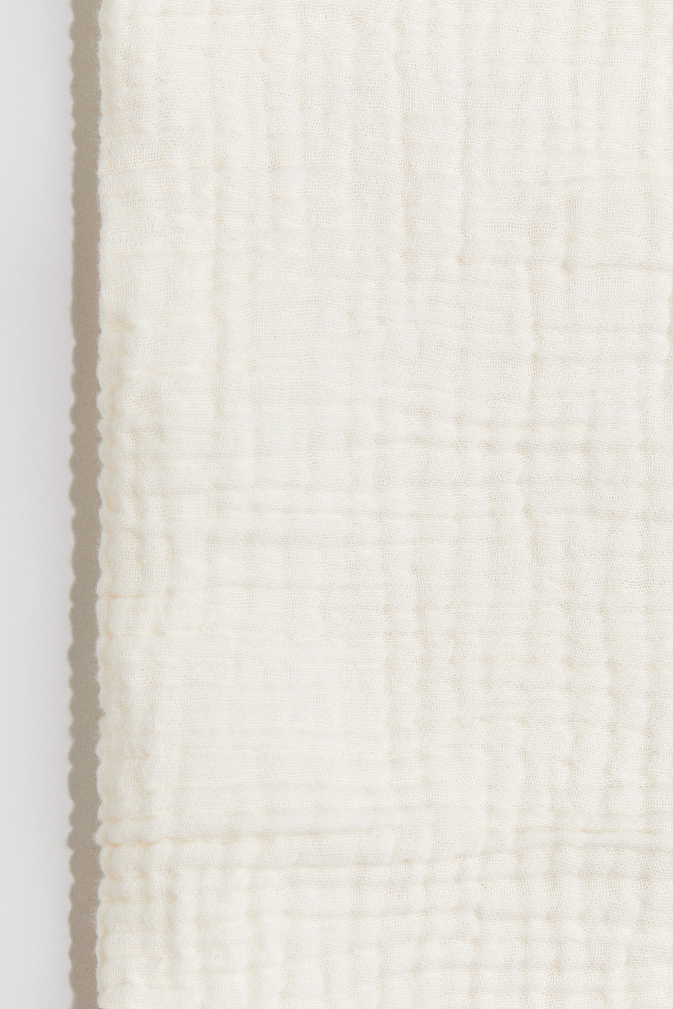 Cotton muslin comfort blanket