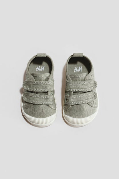 Barefoot canvas trainers