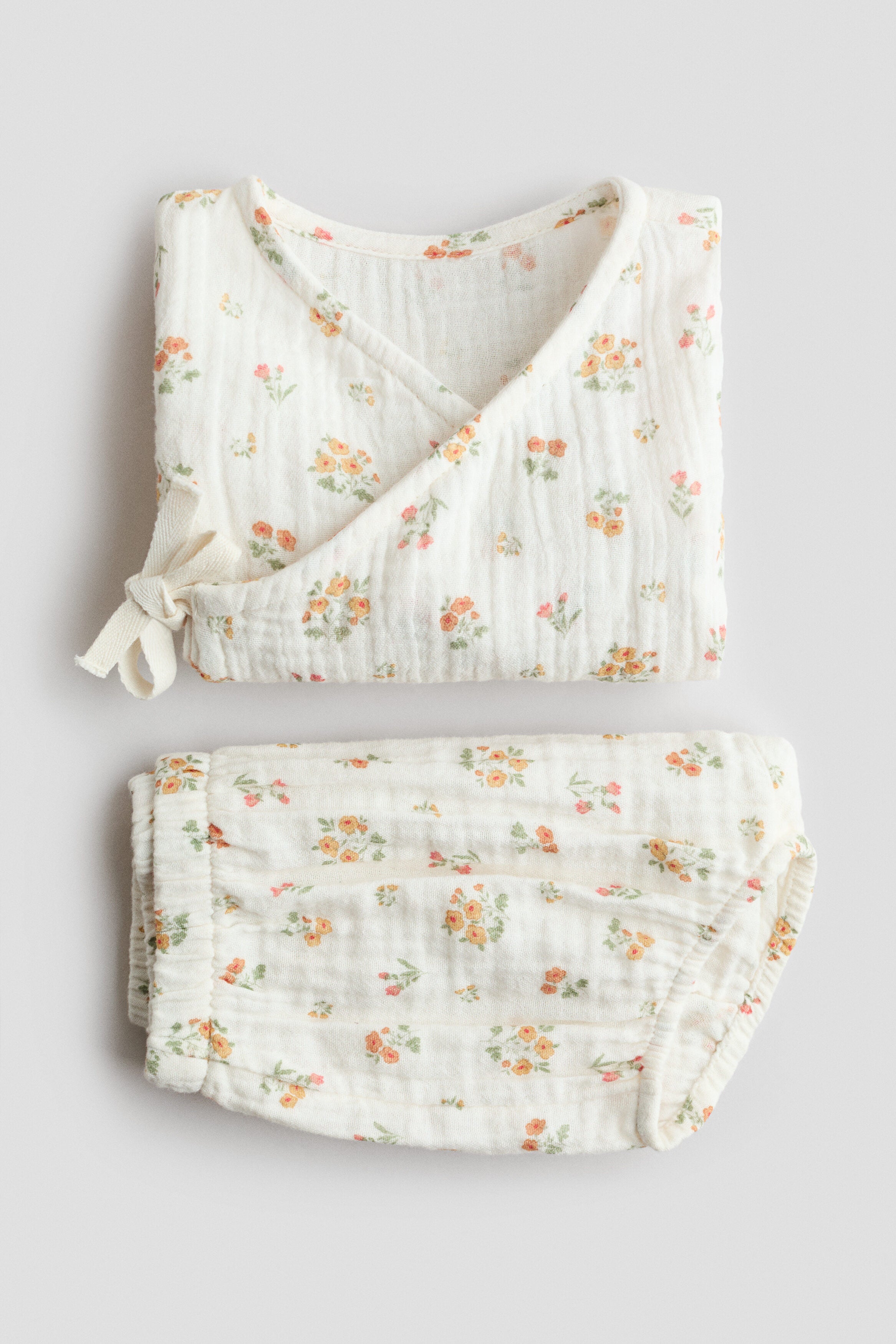 2-piece wrapover muslin set