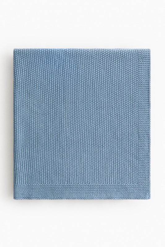 Moss-stitched cotton blanket