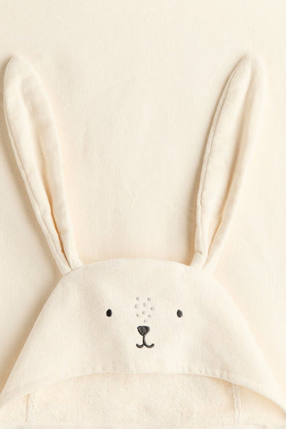 Hooded bath towel