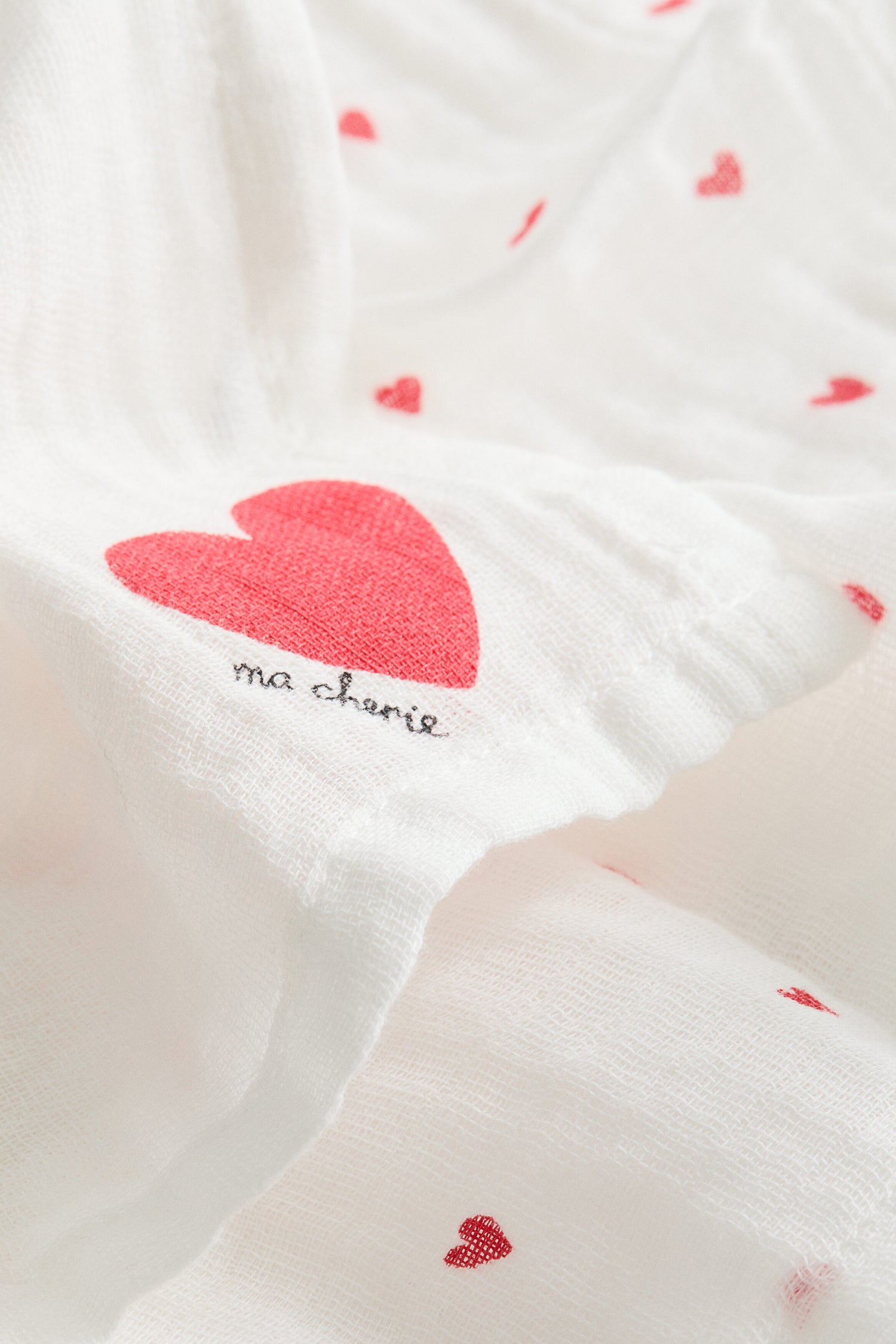 2-pack muslin blankets