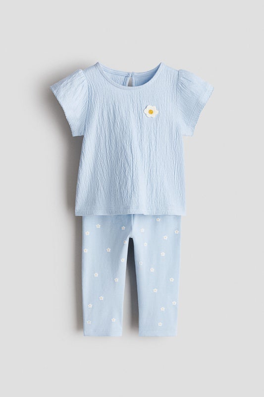 2-piece top and leggings set