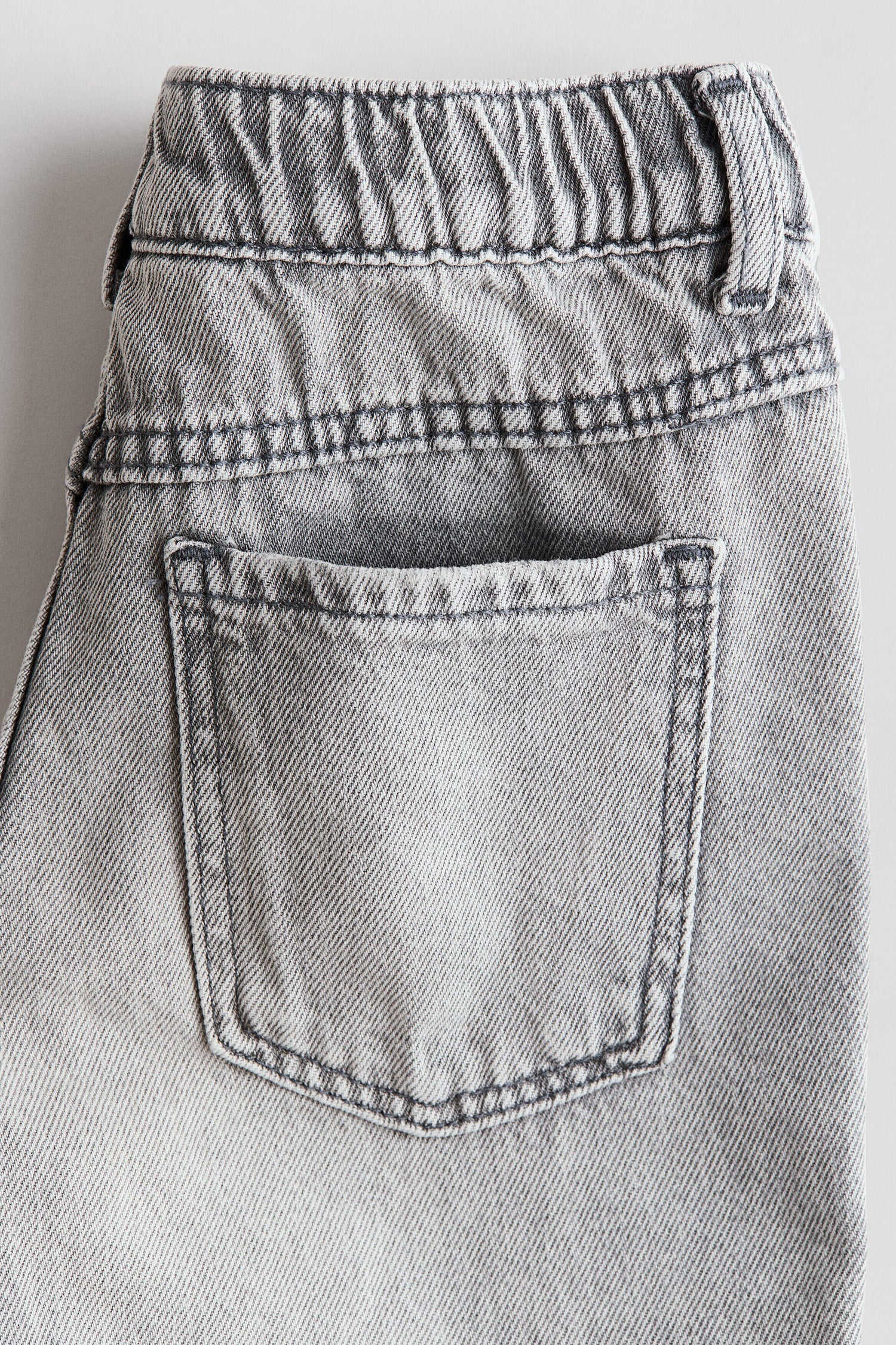 Loose Fit Denim shorts