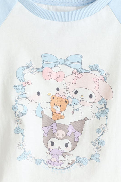 Long-sleeved printed top