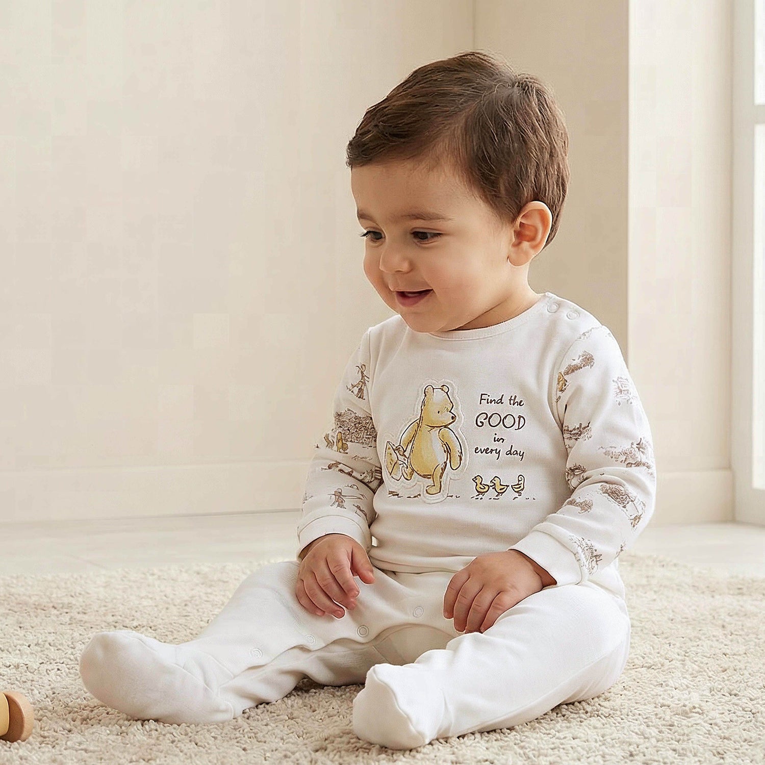 Disney Cotton Crew Neck Long Sleeves Sleepsuit with Winnie the Pooh and Friends Print - Cream / 9-12 mths